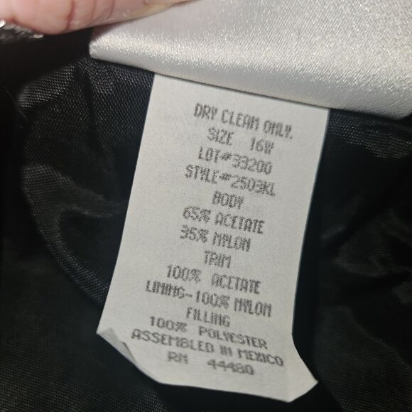 Vintage Black Velvet Vest Size 16 Diamond Quilted VIntage Whimsigoth Witchy NWOT - Picture 5 of 7